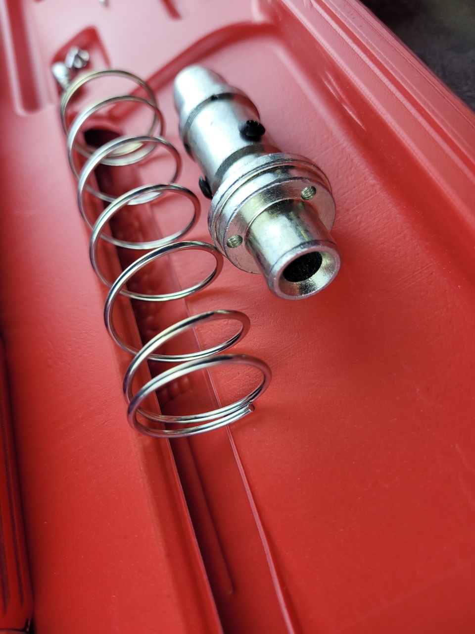 пороховой монтажный пистолет, красный, кейс оптом