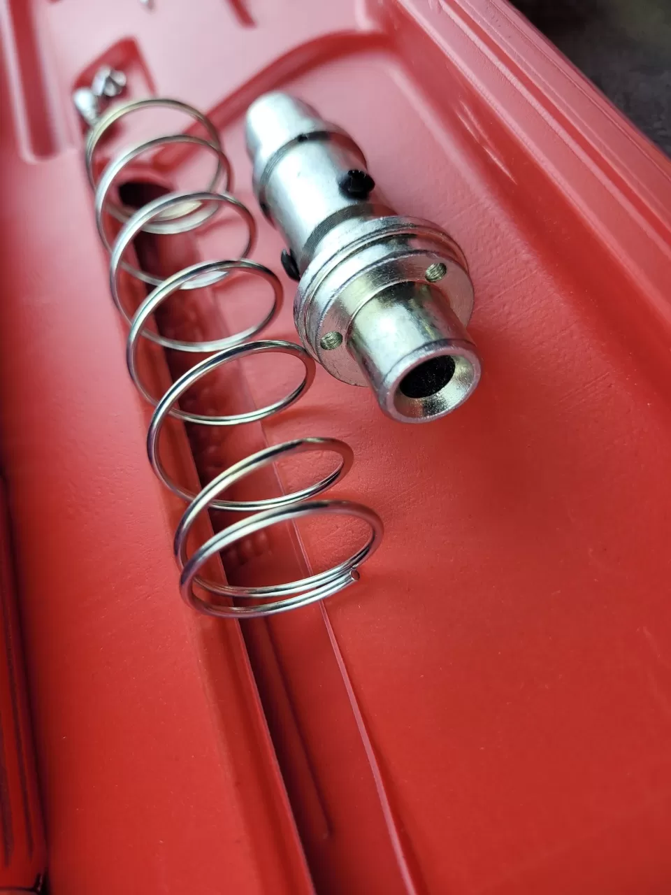 пороховой монтажный пистолет, красный, кейс, "maximum" mx 17122 (3528) оптом